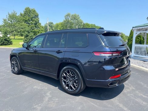 Used 2024 Jeep Grand Cherokee L Summit image 3