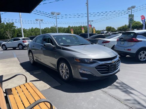 Used 2023 Chevrolet Malibu LT image 3