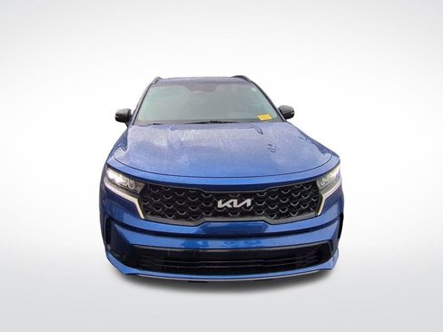 Used 2023 Kia Sorento S image 3
