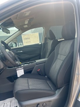 New 2026 Nissan Rogue SV image 5