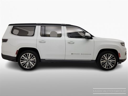 Used 2022 Jeep Grand Wagoneer Series III image 4