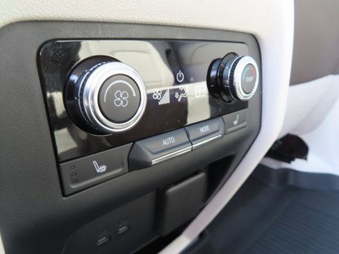 Certified 2024 GMC Acadia Denali w/ Super Cruise Package image 33