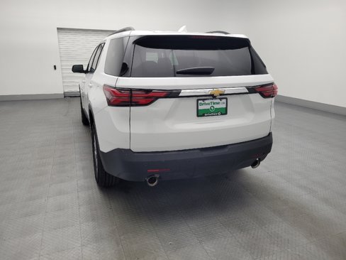 Used 2022 Chevrolet Traverse LT image 6