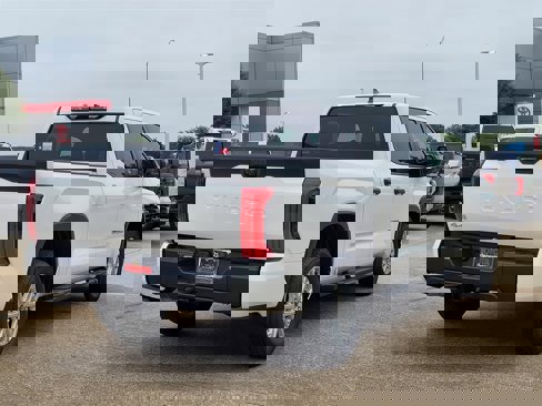New 2026 Toyota Tundra SR5 image 4