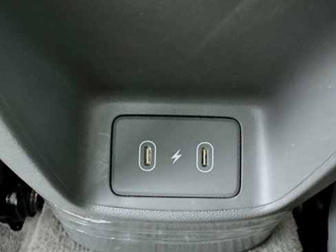 Certified 2025 Hyundai Elantra SEL image 27