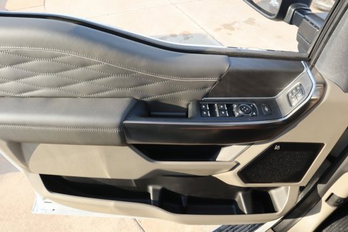 New 2026 Ford F250 Platinum w/ Platinum Plus Package image 19