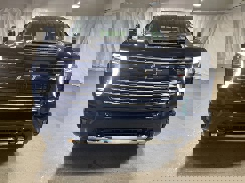 New 2025 Chevrolet Silverado 2500 LTZ w/ Z71 Chrome Sport Edition image 2