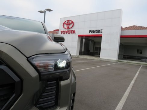 New 2025 Toyota Tacoma TRD Sport image 4