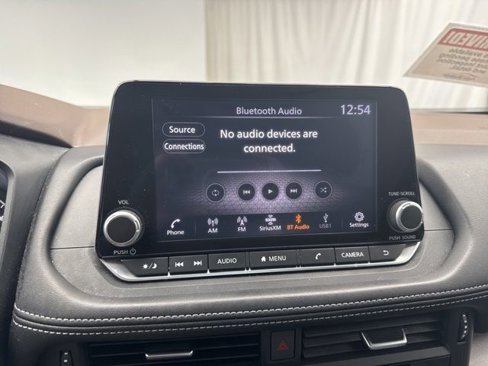 Used 2023 Nissan Rogue SV image 19