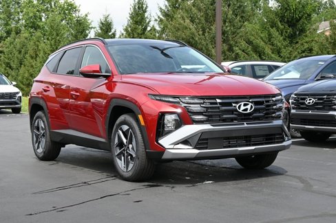 New 2025 Hyundai Tucson SEL image 1