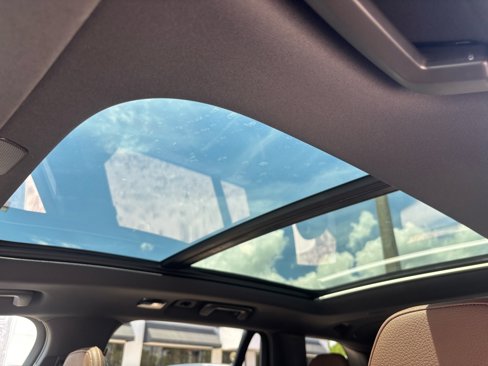Used 2024 Volvo XC90 B5 Plus w/ Protection Package Premier image 8