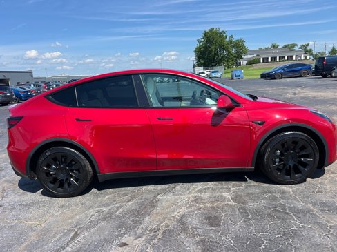 Used 2021 Tesla Model Y Long Range image 8