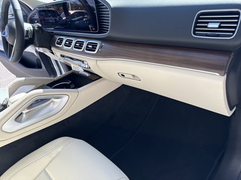 New 2026 Mercedes-Benz GLE 450 4MATIC image 16