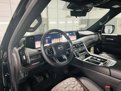 New 2025 Nissan Armada Platinum image 24