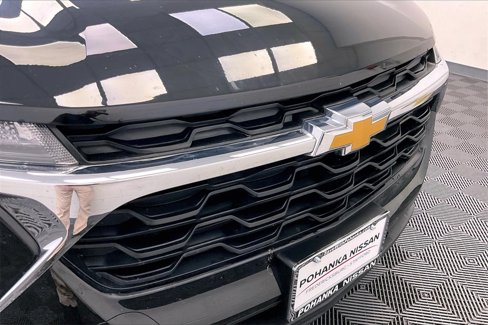 Used 2024 Chevrolet Trax LS w/ LS Convenience Package image 25