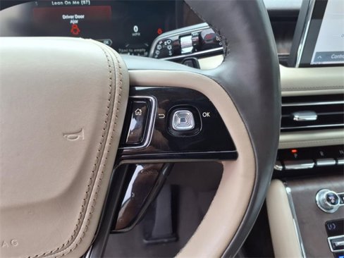 Used 2020 Lincoln Aviator Reserve w/ Equipment Group 202A image 24