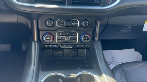 Used 2023 Chevrolet Tahoe High Country image 15