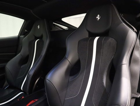 Certified 2022 Ferrari F8 Tributo image 20