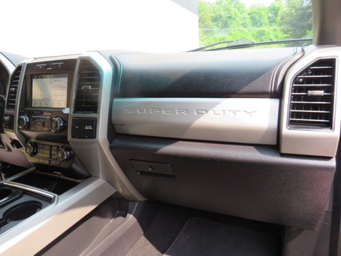 Used 2019 Ford F250 Lariat w/ Lariat Value Package image 11