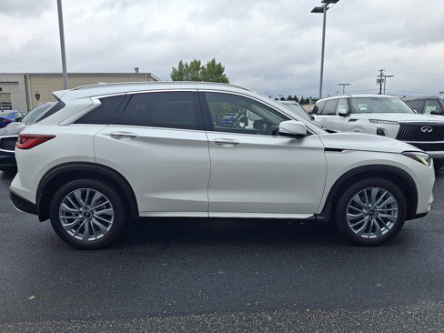 Certified 2024 INFINITI QX50 Luxe image 7