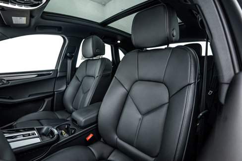 New 2026 Porsche Macan image 14