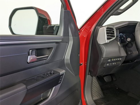New 2025 Toyota Tundra Platinum image 11