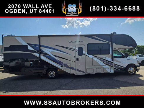 Used 2021 Ford E-450 and Econoline 450 Super Duty w/ Motorhome Prep Package image 1