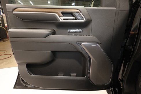 Certified 2024 Chevrolet Silverado 1500 High Country w/ Midnight Edition image 23