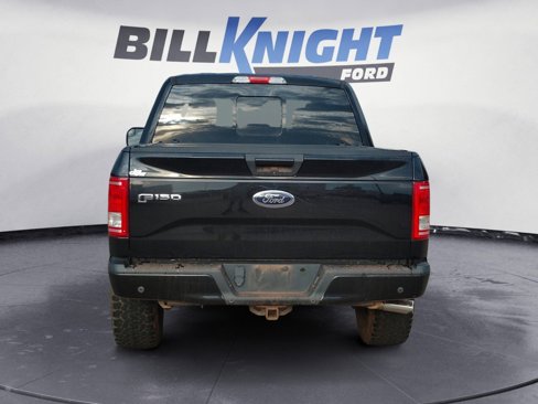 Used 2015 Ford F150 XLT w/ Equipment Group 302A Luxury image 4