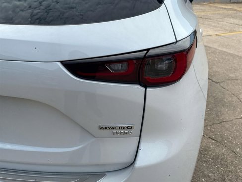 New 2025 MAZDA CX-5 Signature image 8