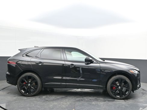 New 2025 Jaguar F-PACE R-Dynamic S image 4