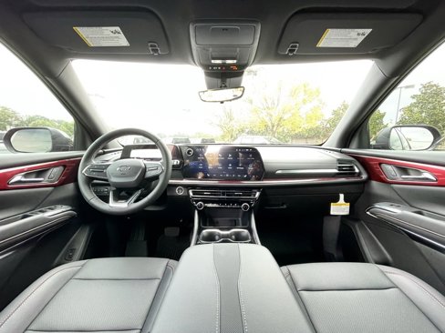 New 2026 Chevrolet Traverse Z71 w/ Driver Confidence Package image 28