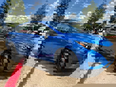 Used 2024 Nissan Versa SR image 5