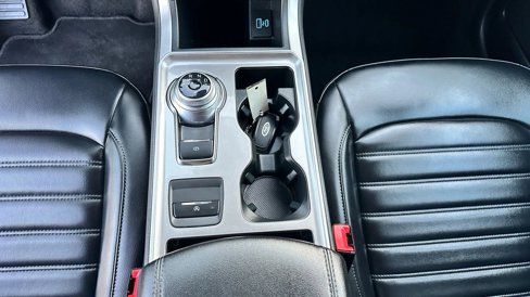 Used 2024 Ford Edge SEL image 19
