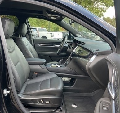 Certified 2024 Cadillac XT6 Premium Luxury image 14