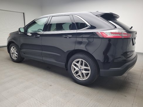 Used 2022 Ford Edge SEL w/ Convenience Package image 3
