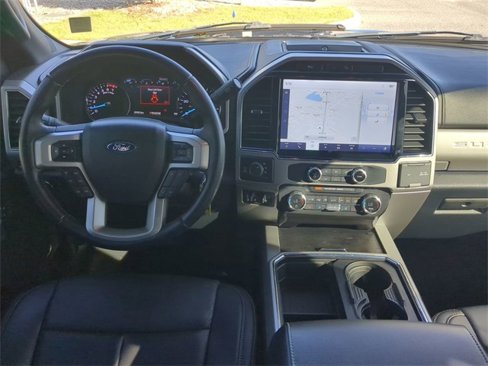 Used 2022 Ford F250 Lariat w/ Chrome Package image 5