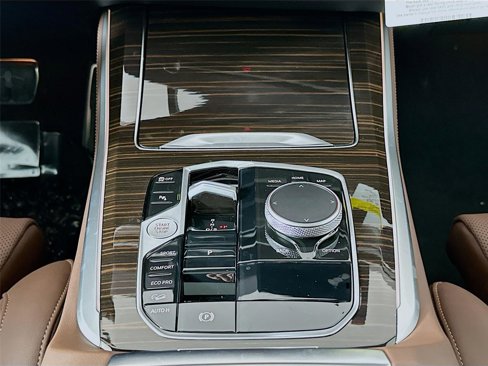 New 2026 BMW X5 xDrive40i w/ M Sport Package image 17