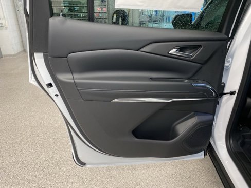 New 2026 Chevrolet Traverse LT w/ Driver Confidence Package image 29