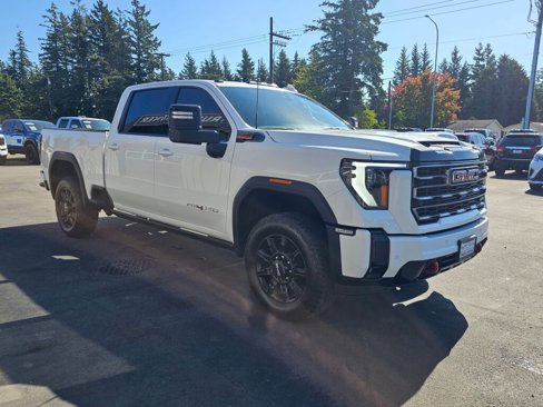 Used 2025 GMC Sierra 3500 AT4 w/ AT4 Premium Plus Package image 3