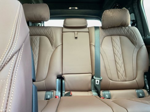 New 2026 BMW X7 M60i image 12