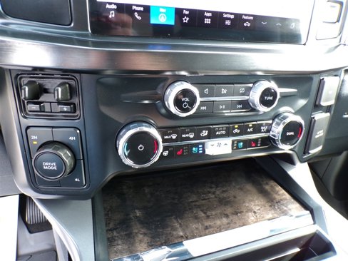 Used 2024 Ford F350 Lariat image 37