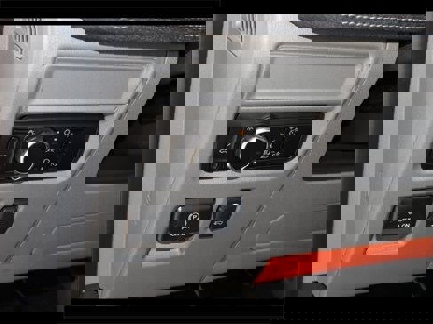 New 2025 Ford F150 Lightning XLT image 31