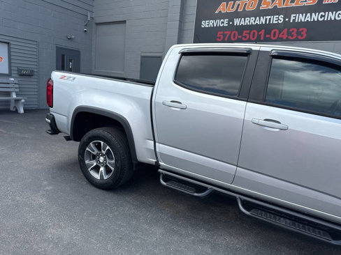 Used 2017 Chevrolet Colorado Z71 image 9