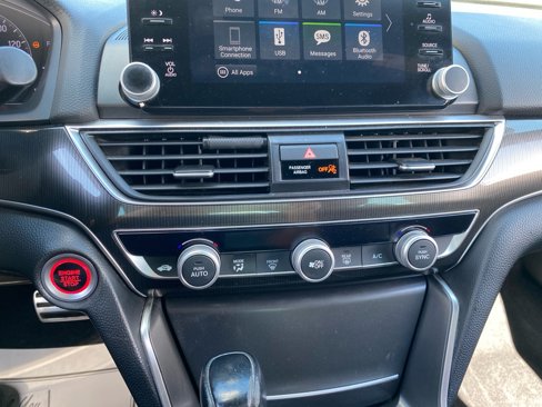 Used 2019 Honda Accord Sport image 14
