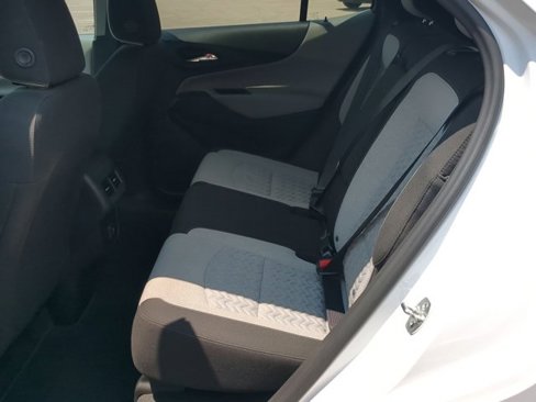 Used 2024 Chevrolet Equinox LT image 23