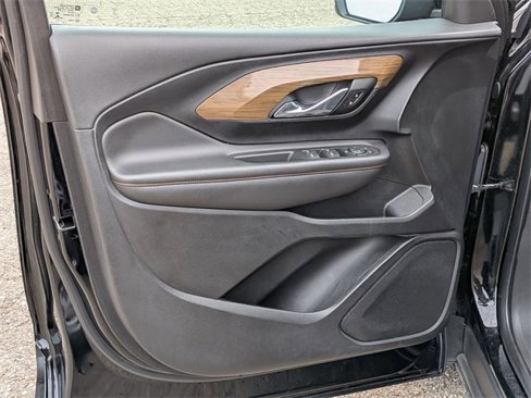 Used 2021 GMC Terrain SLE image 14