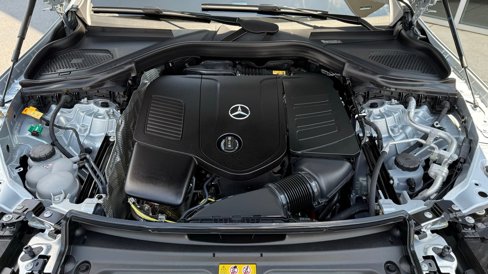 Used 2025 Mercedes-Benz GLC 350e 4MATIC image 19