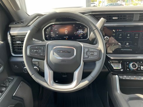 New 2026 GMC Sierra 3500 Denali w/ Denali Reserve Package image 4
