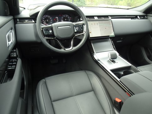 New 2026 Land Rover Range Rover Velar S image 24